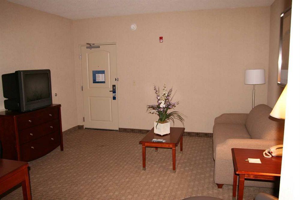 Hampton Inn Lewisburg Rum bild