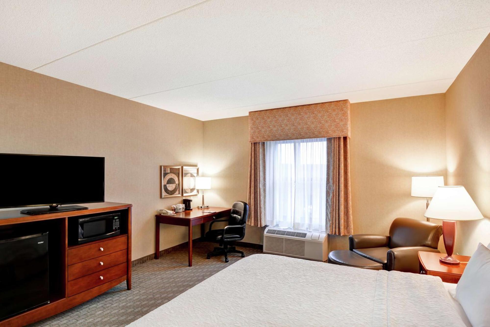 Hampton Inn Lewisburg Exteriör bild