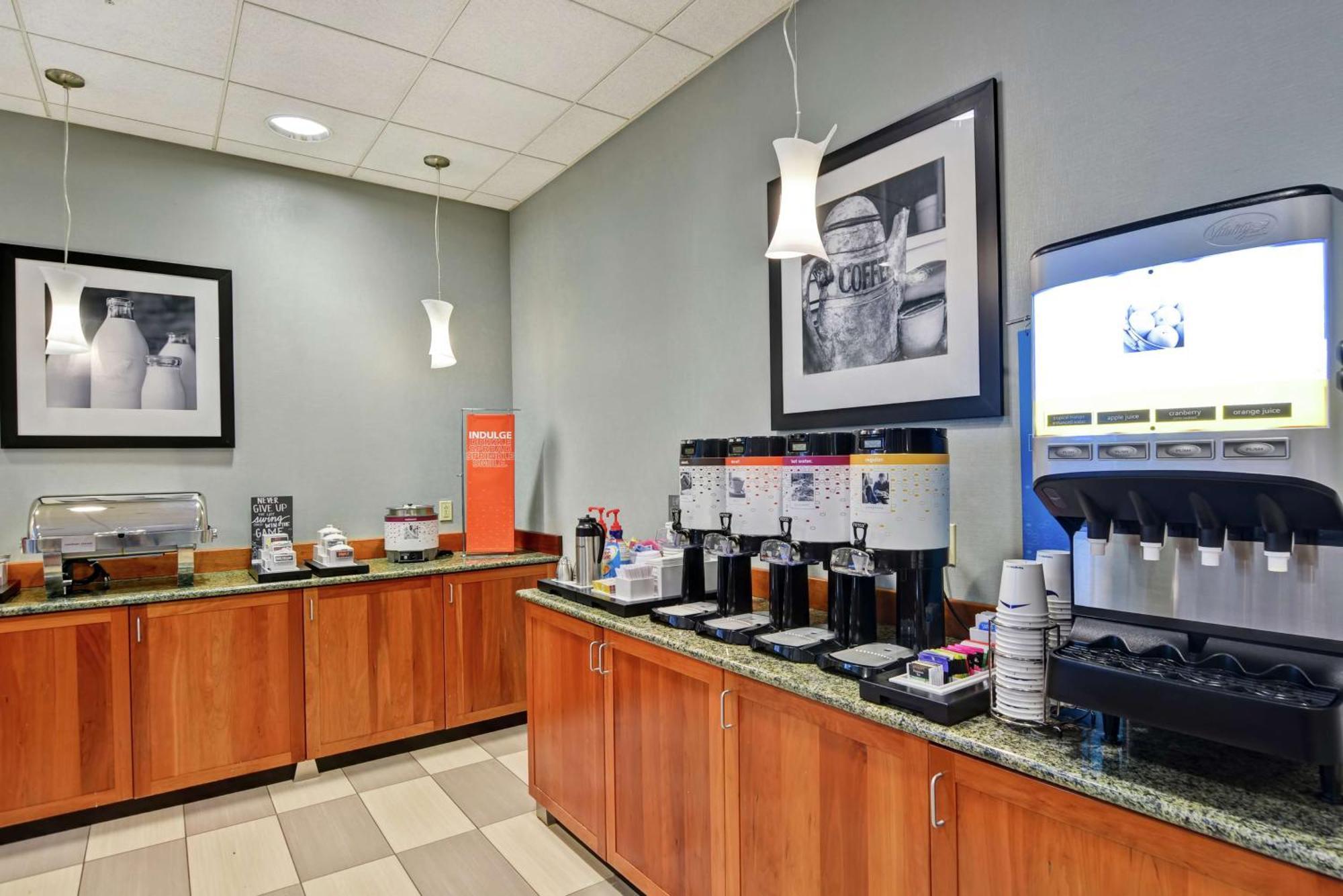 Hampton Inn Lewisburg Exteriör bild
