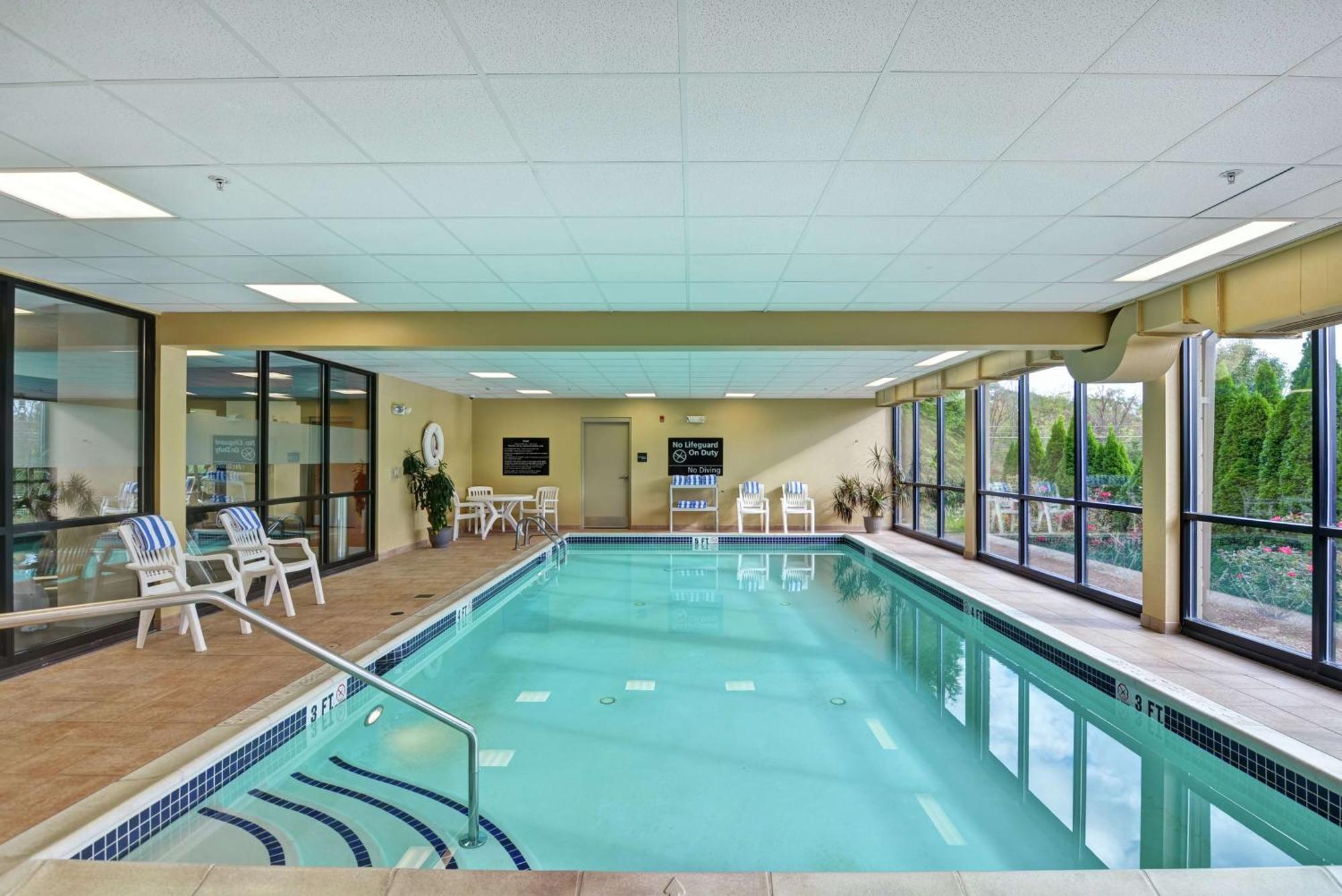 Hampton Inn Lewisburg Exteriör bild